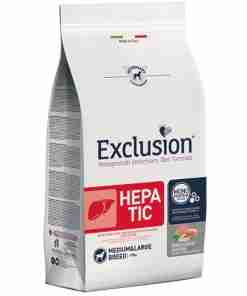 White bag of Exclusion veterinary dog food with Hepatic formula for medium/large breeds and a red Hepatic label.